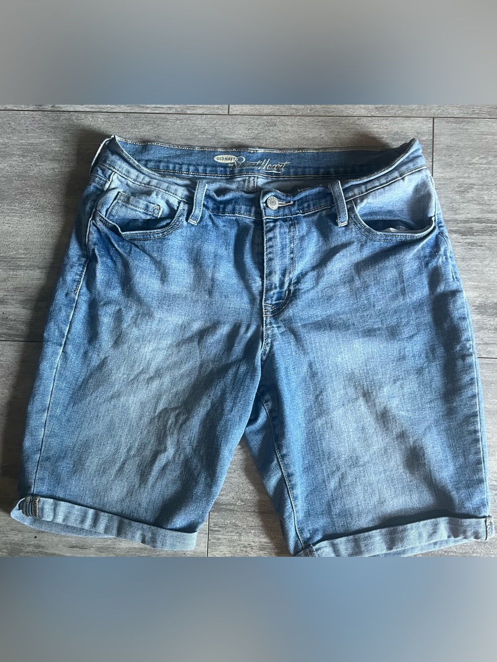 Old Navy Women’s Light Blue Denim Jean Shorts, Size 10